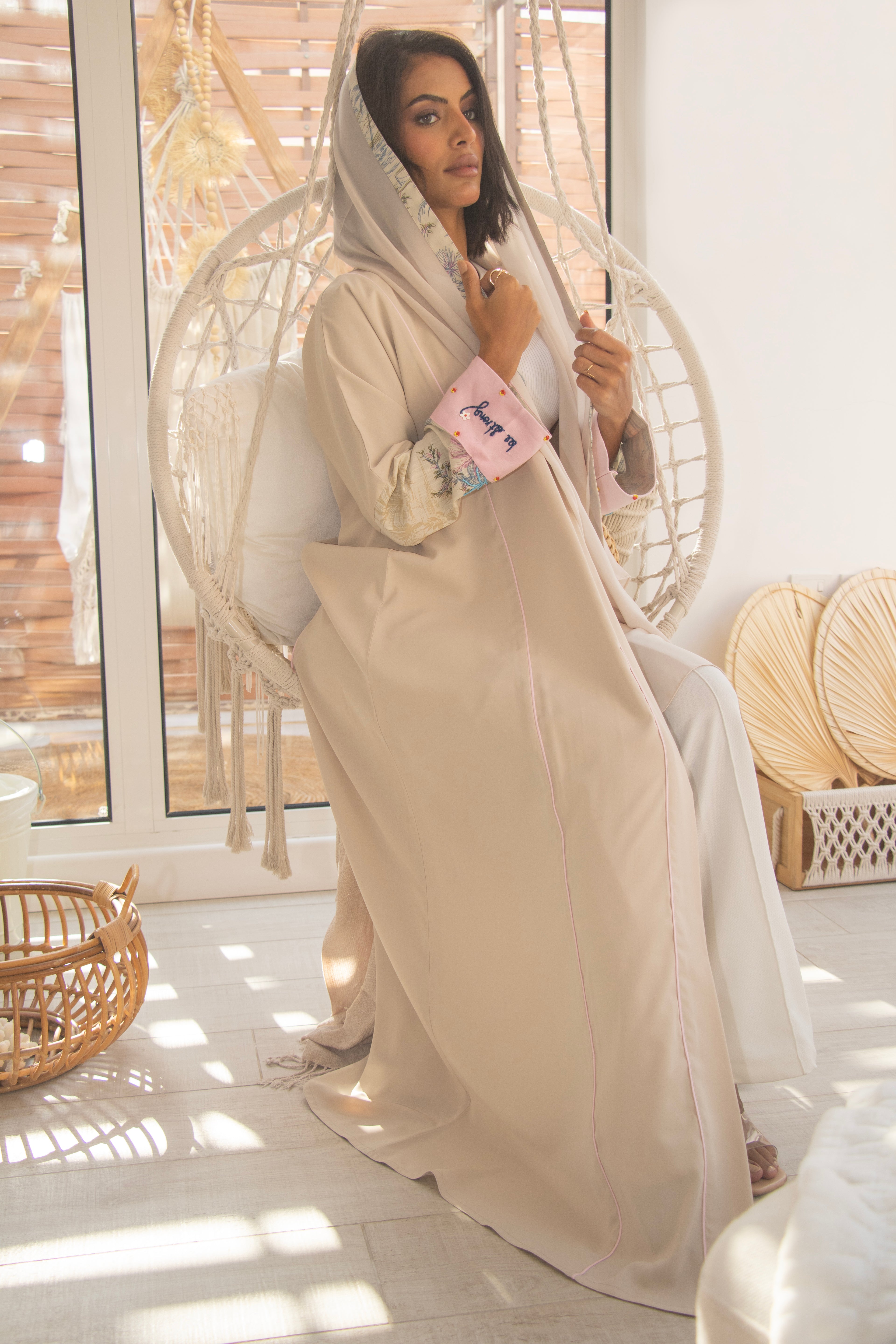 عباية زهرة السكون